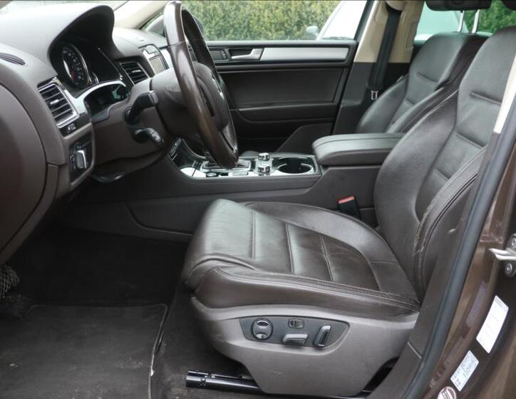 Volkswagen Touareg 10