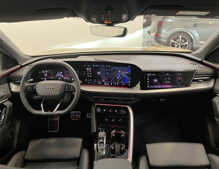 Audi Q5 SUV / Terénní 2,0 l 150 kw