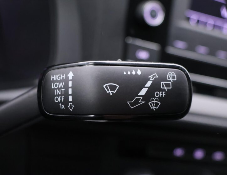 Volkswagen Transporter 22