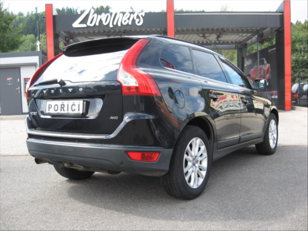 Volvo XC60 Kombi 2,4 l 120 kw