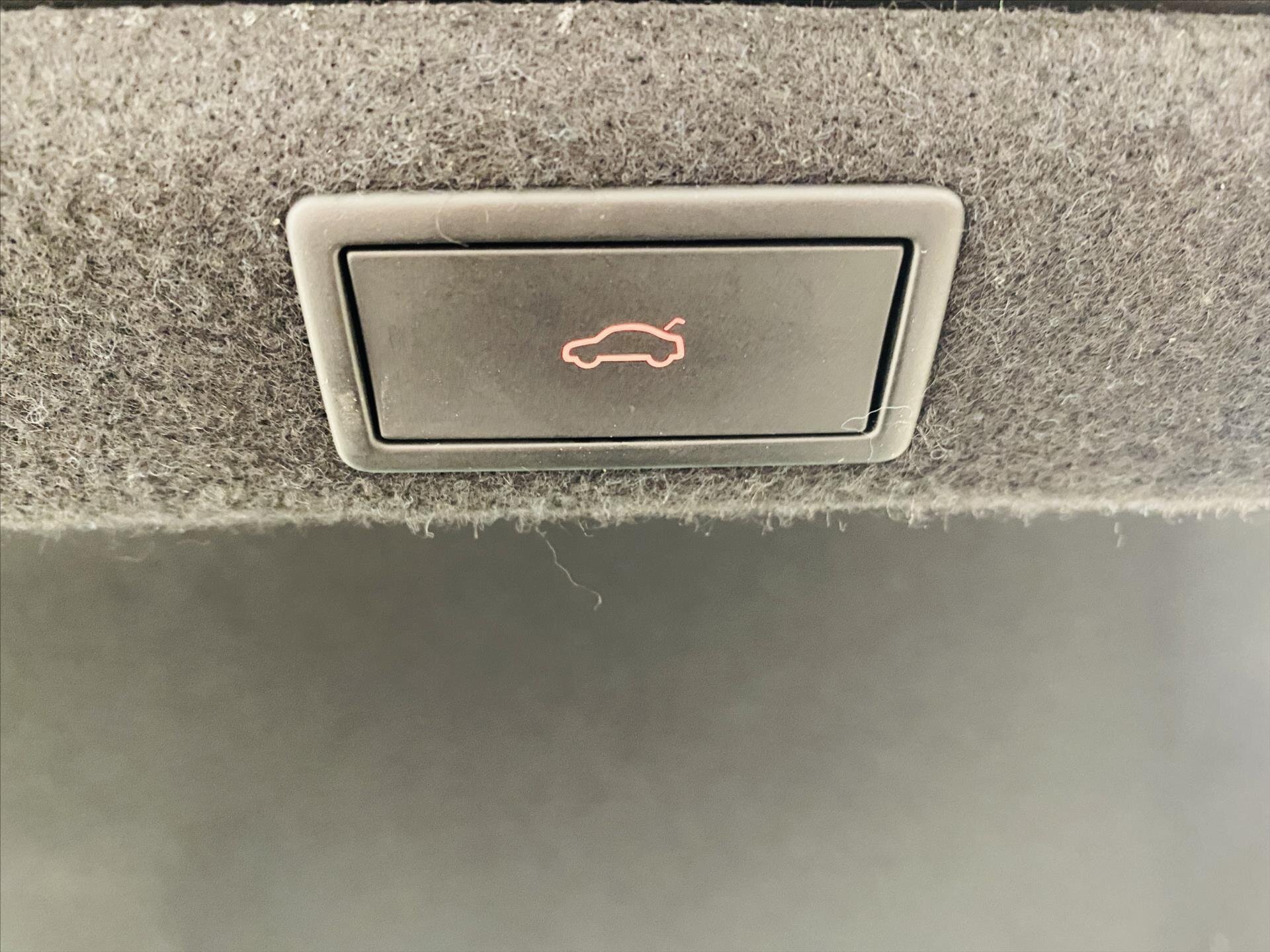 Škoda Superb Liftback 2,0 l 147 kw