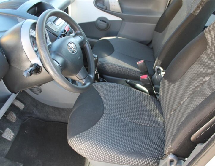 Toyota Aygo Hatchback 998,0 50 kw