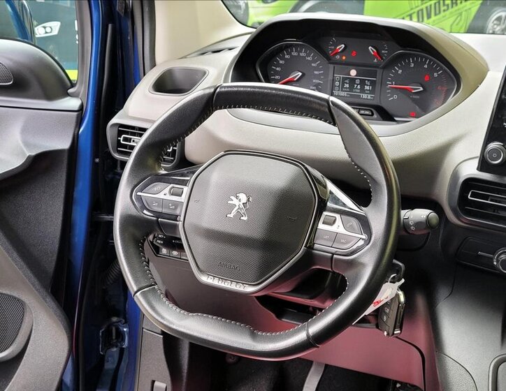 Peugeot Rifter MPV 1,5 l 96 kw