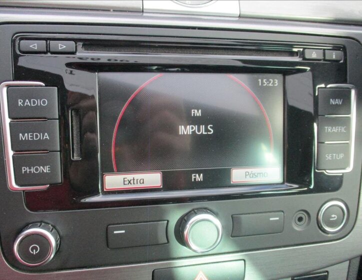 Volkswagen Passat Kombi 1,4 l 90 kw