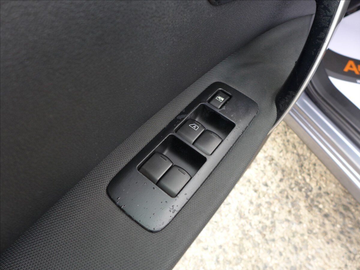 Nissan Qashqai SUV / Terénní 1,6 l 86 kw