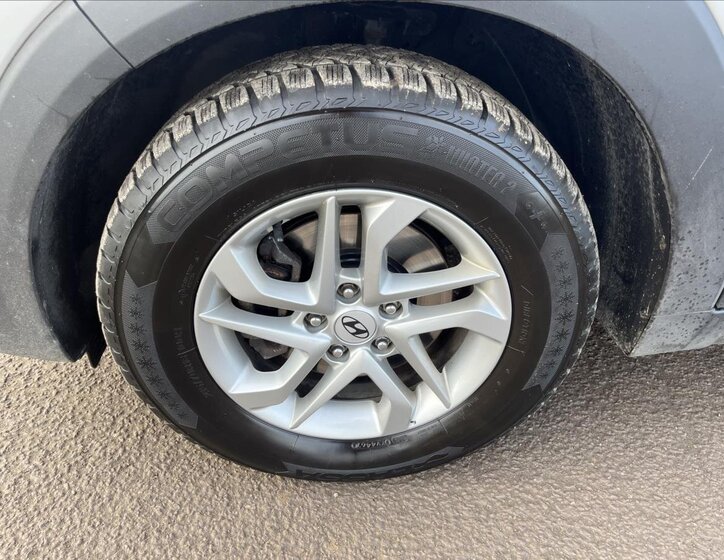 Hyundai Tucson SUV 2,0 l 100 kw