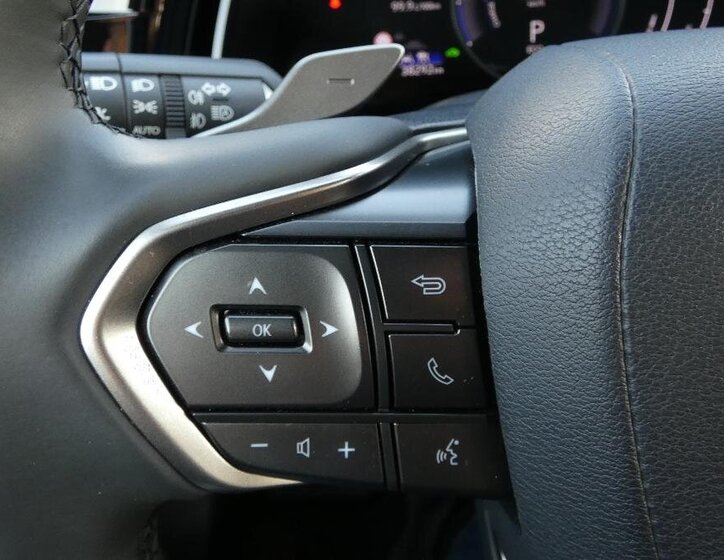 Lexus RX 350h SUV / Terénní 2,5 l 140 kw