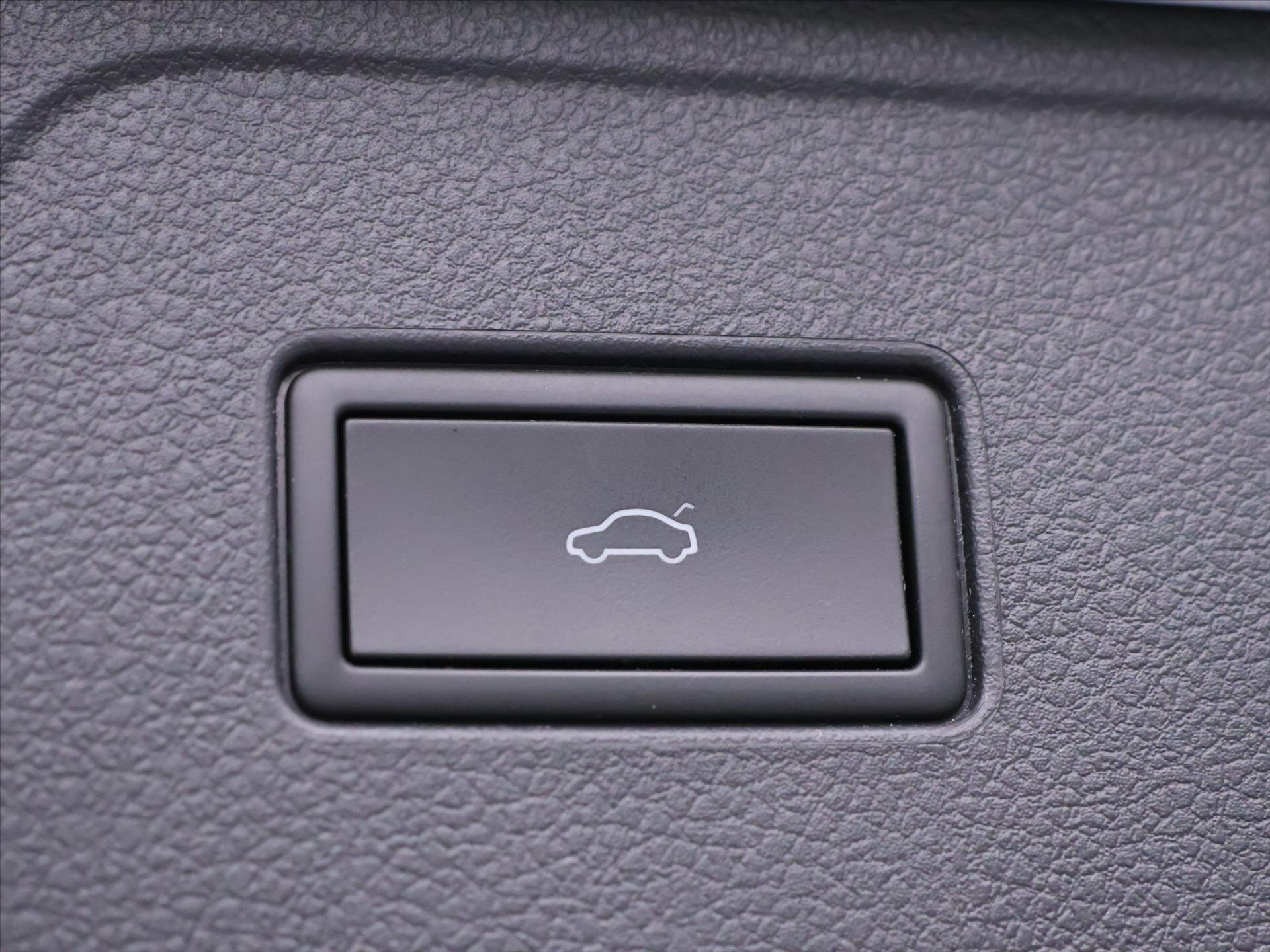 Volkswagen Passat Kombi 2,0 l 147 kw