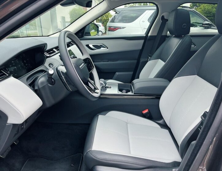 Land Rover Range Rover Velar SUV / Terénní 3,0 l 221 kw