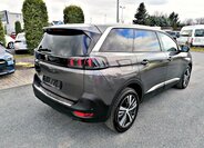Peugeot 5008 SUV / Terénní 1,5 l 96 kw