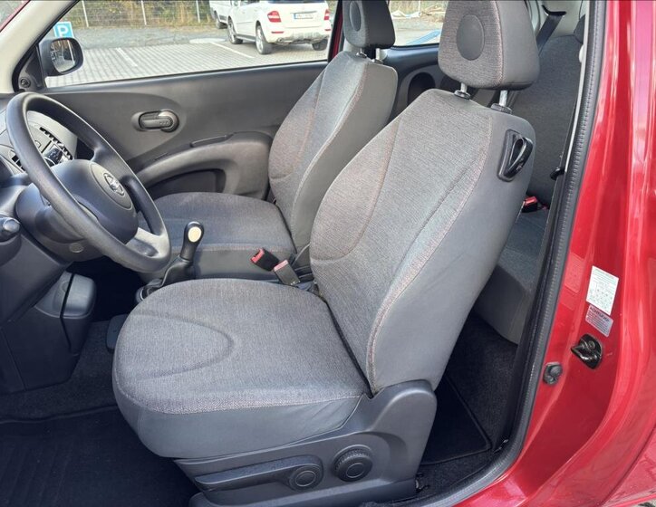 Nissan Micra Hatchback 1,2 l 48 kw