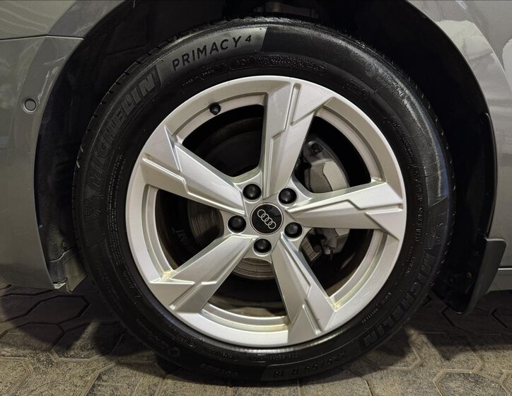 Audi A6 Kombi 2,0 l 150 kw