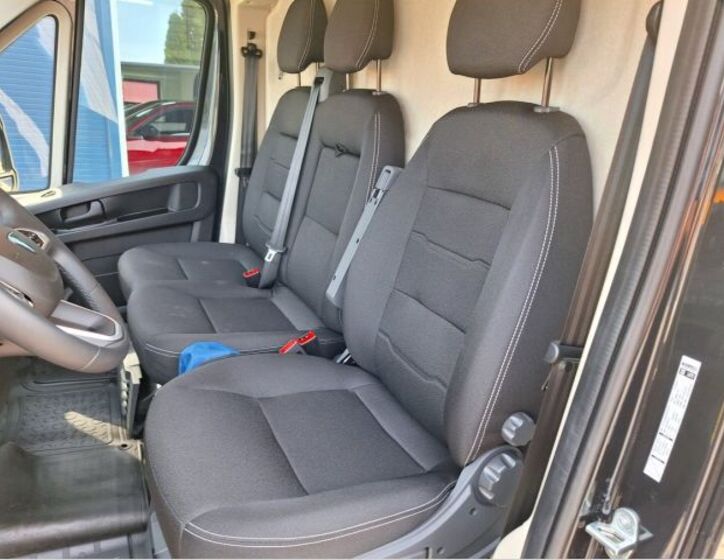 Peugeot Boxer Skříň 2,2 l 132 kw