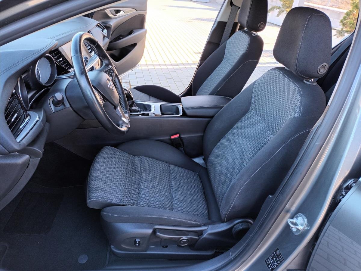 Opel Insignia Kombi 1,6 l 81 kw