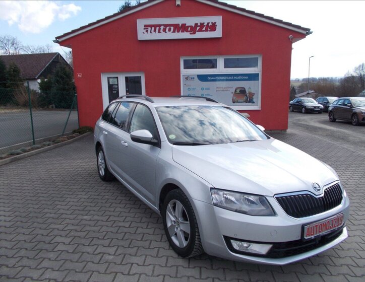 Škoda Octavia Kombi 1,6 l 77 kw