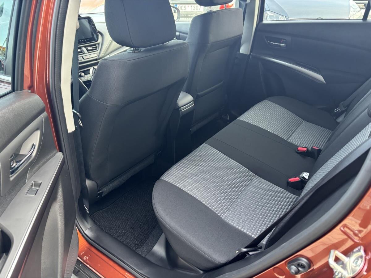 Suzuki S-Cross SUV 1,4 l 81 kw