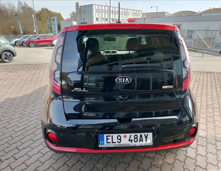 KIA Soul Hatchback 0,0 81 kw