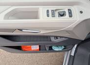 Volkswagen Multivan 17