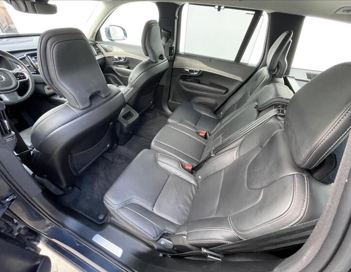 Volvo XC90 16