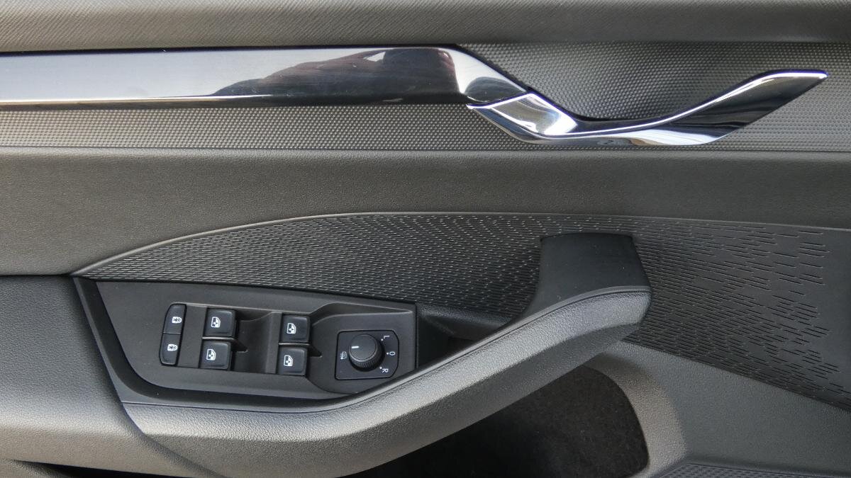 Škoda Octavia Sedan / Limuzína 2,0 l 110 kw