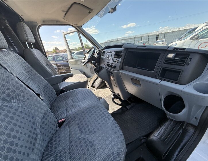 Ford Transit Skříň 2,2 l 85 kw