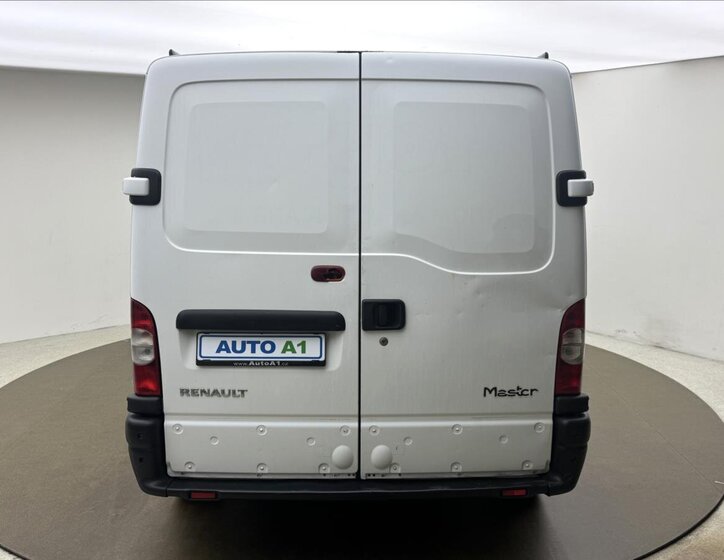 Renault Master Skříň 2,5 l 74 kw