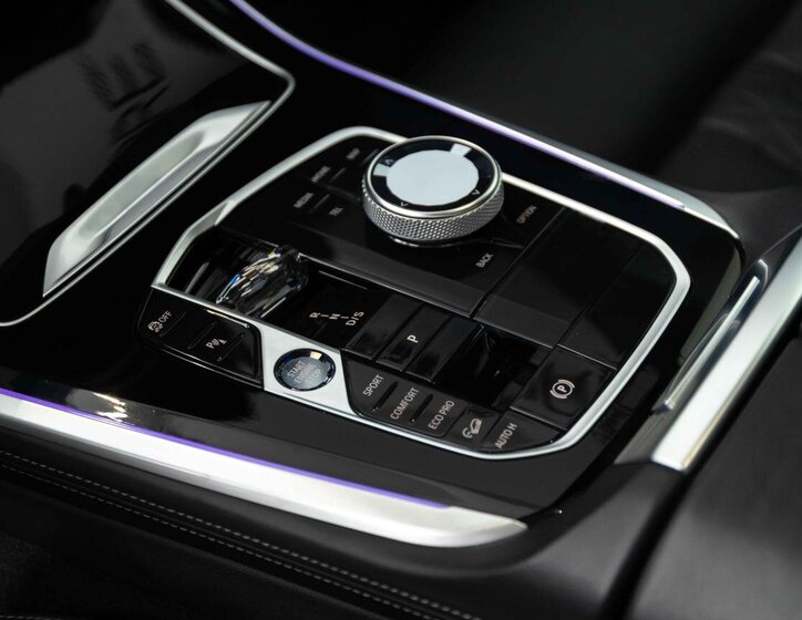 BMW X5 SUV / Terénní 3,0 l 219 kw