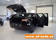 Land Rover Range Rover Velar 23