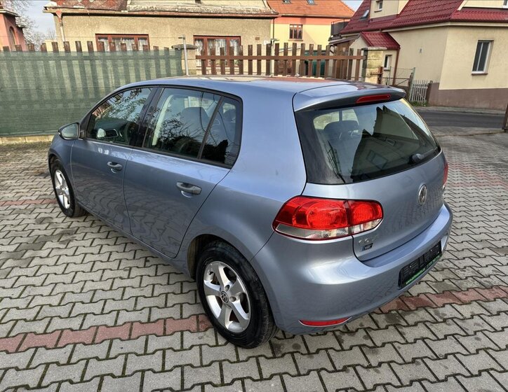 Volkswagen Golf Hatchback 1,6 l 75 kw