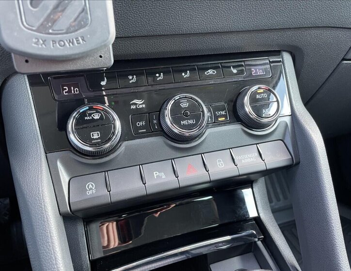 Škoda Karoq SUV / Terénní 2,0 l 110 kw