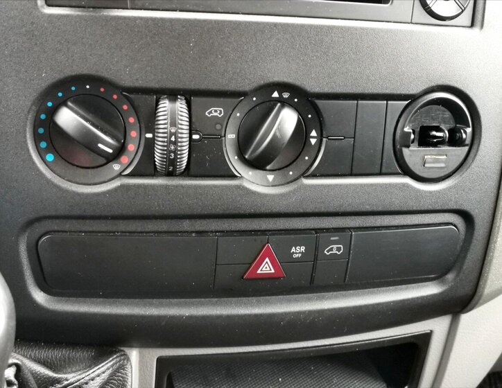 Mercedes-Benz Sprinter 10