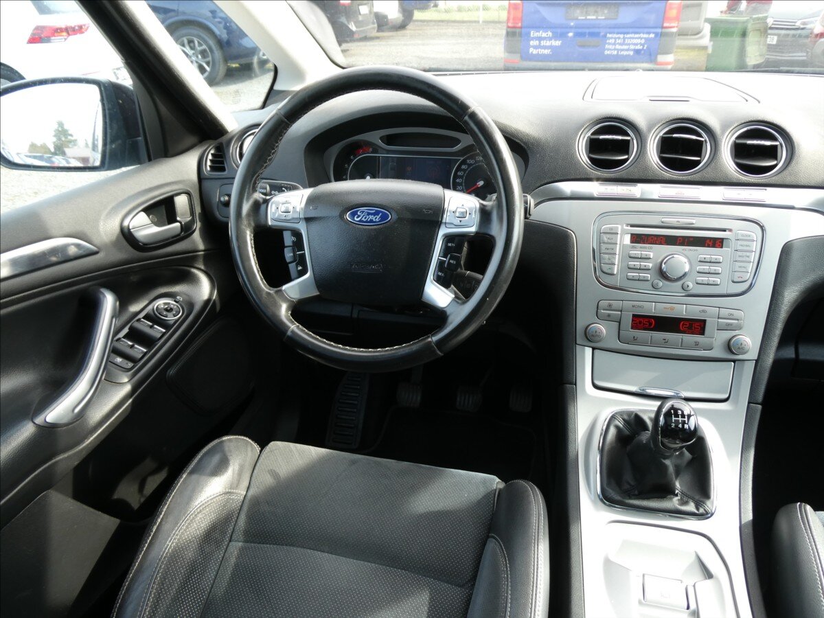 Ford S-MAX MPV 2,0 l 107 kw