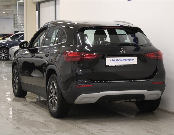 Mercedes-Benz GLA SUV / Terénní 2,0 l 110 kw