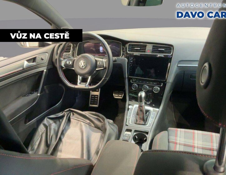 Volkswagen Golf Hatchback 2,0 l 180 kw