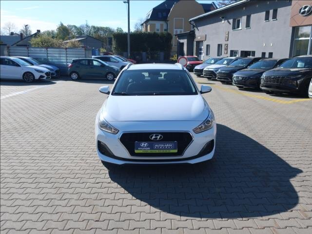 Hyundai i30 Kombi 1,6 l 85 kw