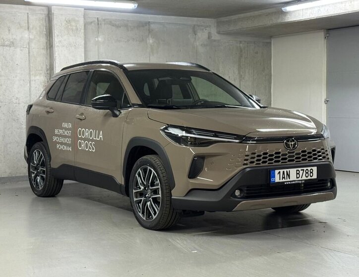Toyota Corolla Cross SUV / Terénní 1,8 l 98 kw