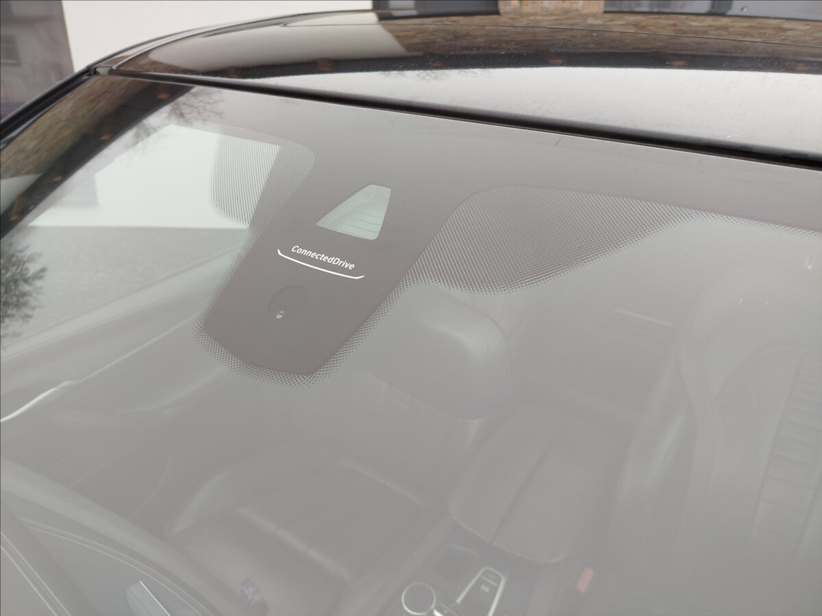 BMW X5 SUV 3,0 l 280 kw