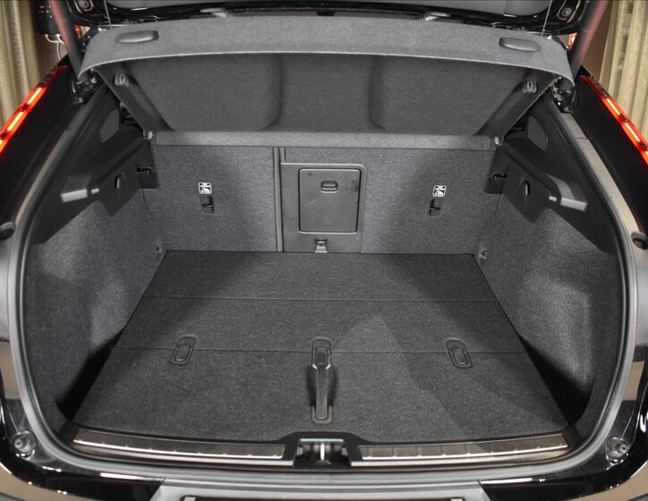 Volvo C40 SUV 0,0 325 kw