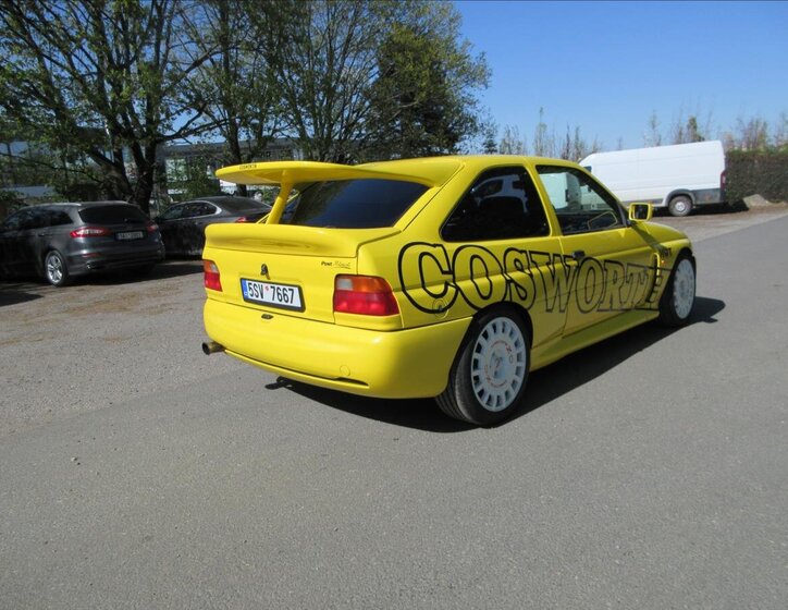Ford Escort Hatchback 2,0 l 235 kw