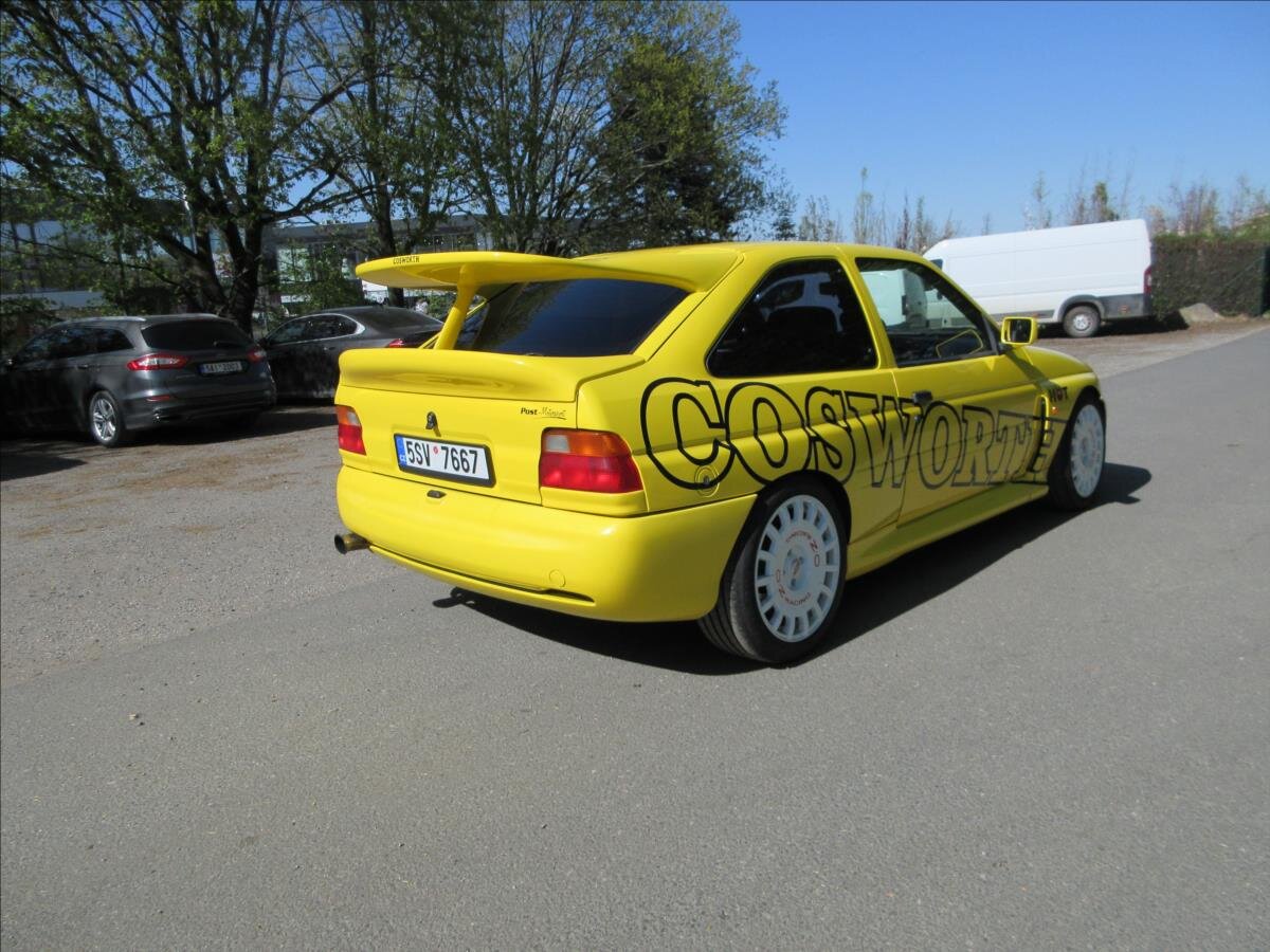 Ford Escort Hatchback 2,0 l 235 kw
