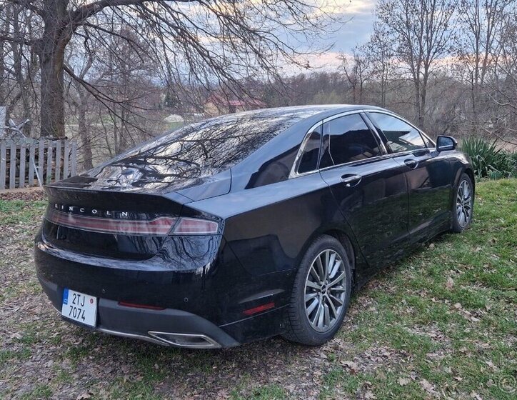 Lincoln MKZ Sedan / Limuzína 0,0 0
