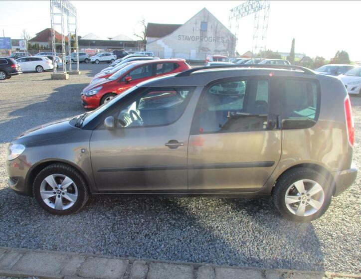 Škoda Roomster 8