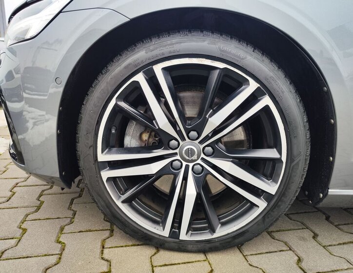 Volvo V60 Kombi 2,0 l 240 kw