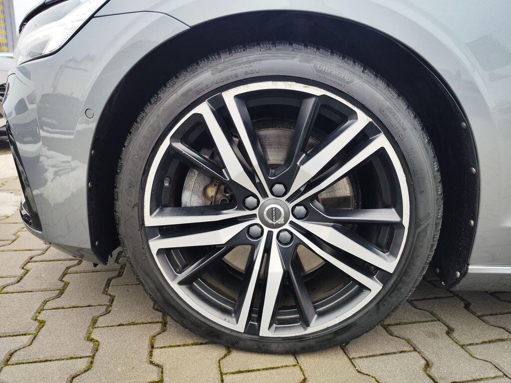 Volvo V60 Kombi 2,0 l 240 kw