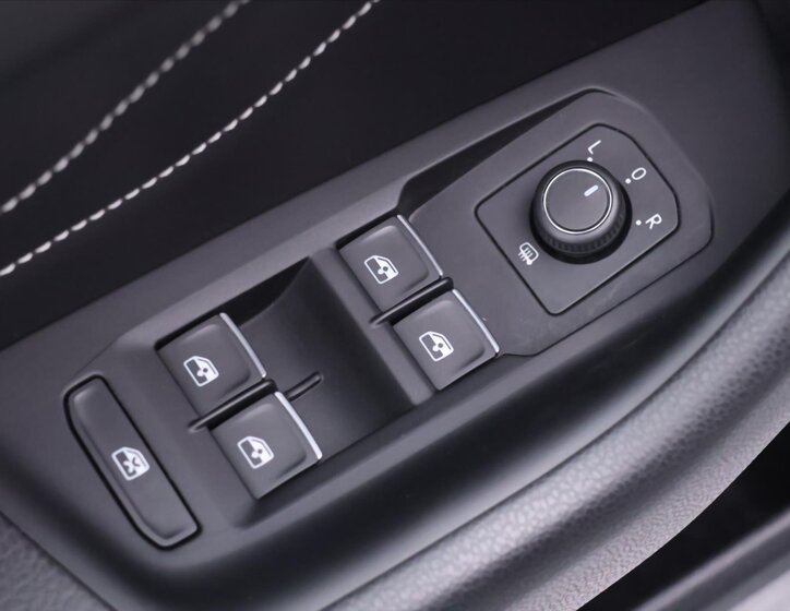 Volkswagen Passat Kombi 2,0 l 206 kw