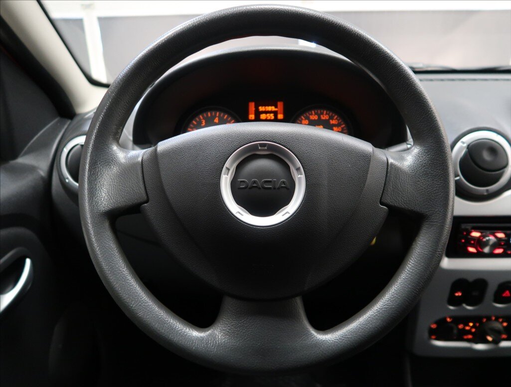 Dacia Sandero Hatchback 1,1 l 55 kw