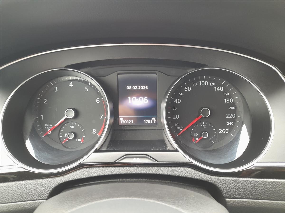 Volkswagen Passat Kombi 1,5 l 110 kw