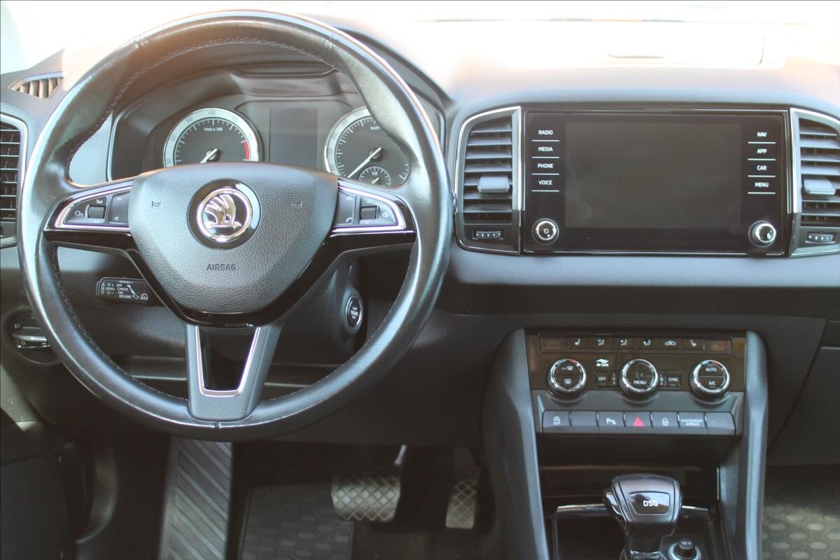 Škoda Karoq SUV / Terénní 1,5 l 110 kw