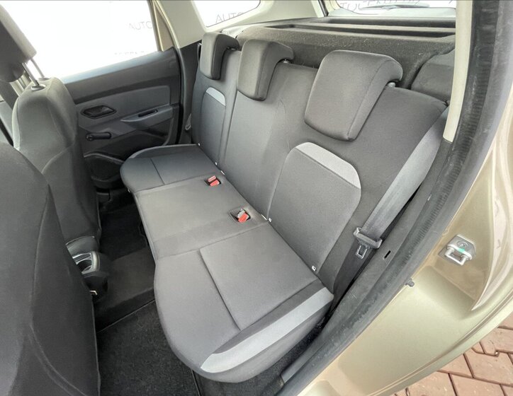 Dacia Duster SUV 1,6 l 84 kw