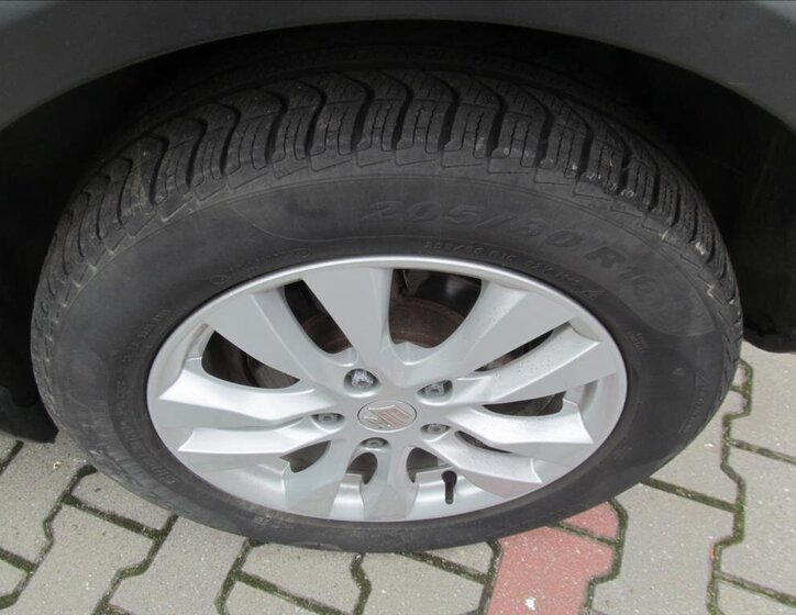 Suzuki SX4 Hatchback 1,6 l 88 kw